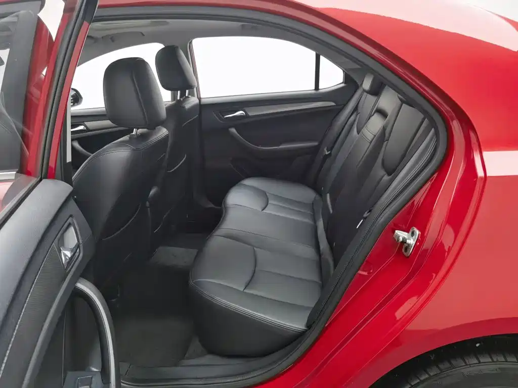 Photo 15 - Roewe 360
