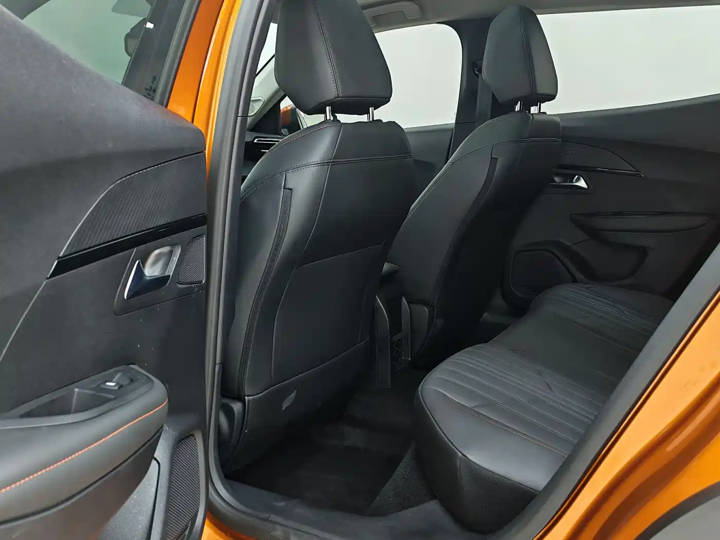 Peugeot 2008 2022 230THP THE ONE фото 9