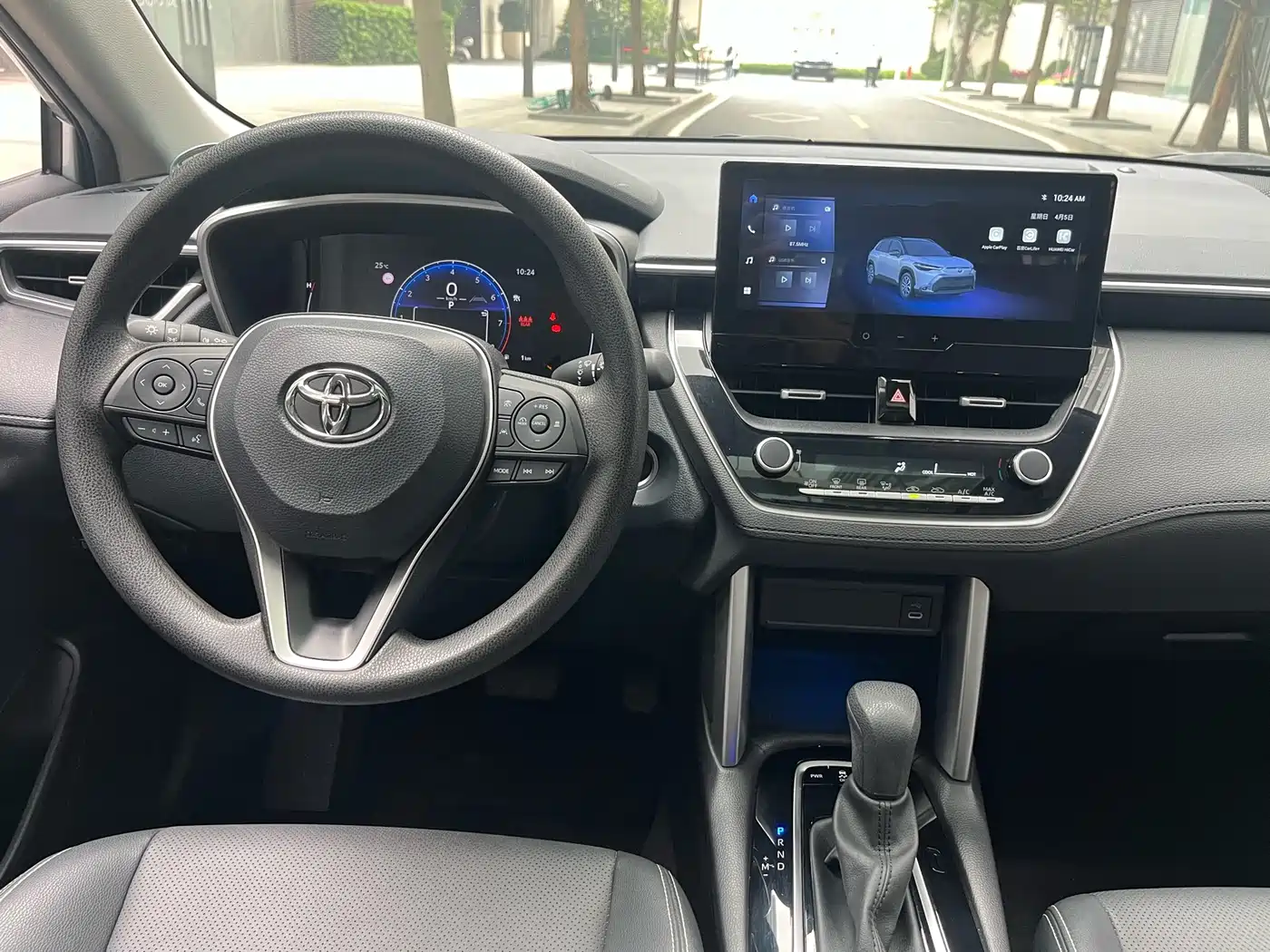 Toyota Frontlander 2023 2.0L CVT Luxury Edition фото 30