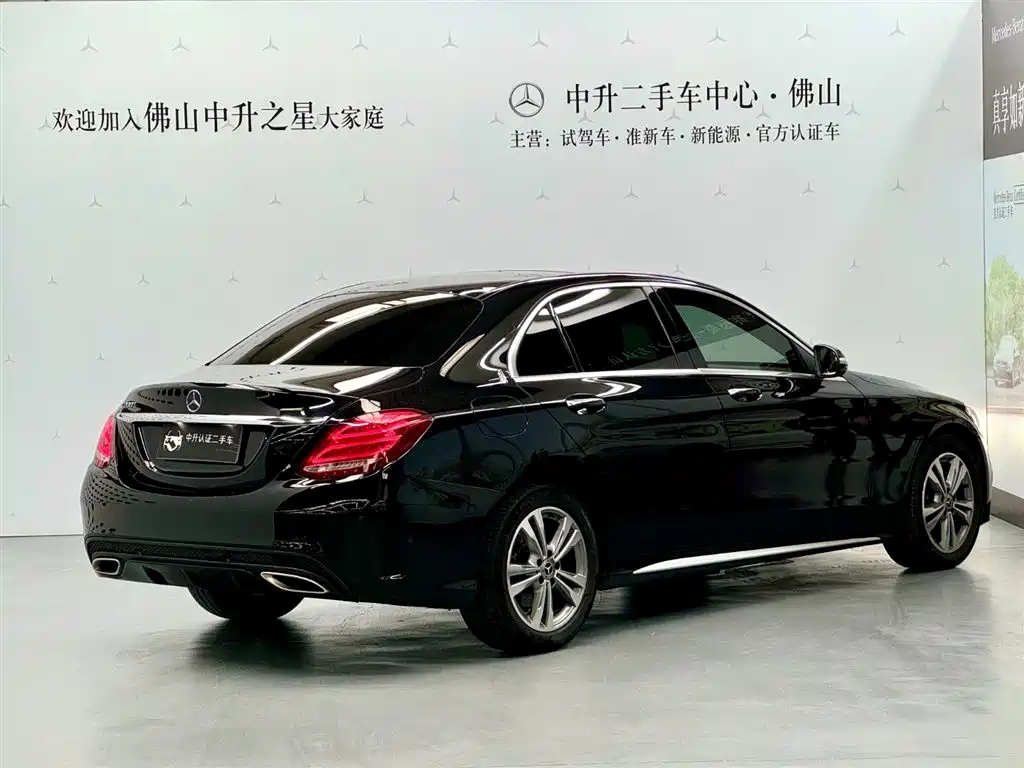 Mercedes-Benz C-Class 2017 Facelift C 200 L Sport Edition фото 2