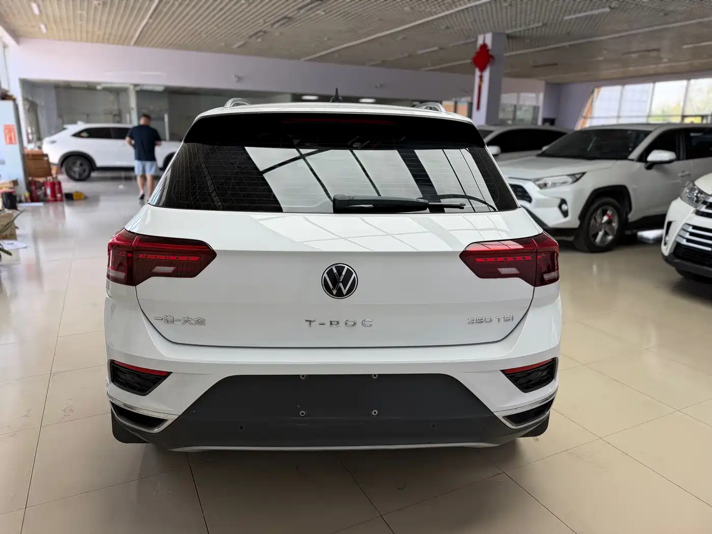 Volkswagen T-ROC 2022 280TSI DSG 2WD Comfort PLUS фото 11