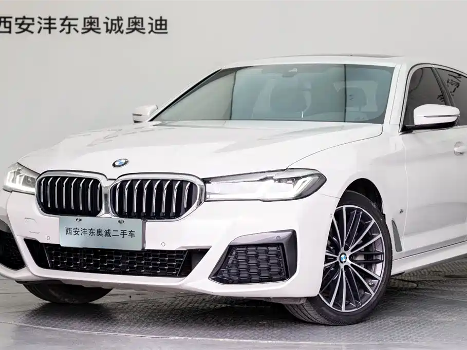 BMW 5 Series 2021 Facelift 530Li Leading M Sport Package фото 21