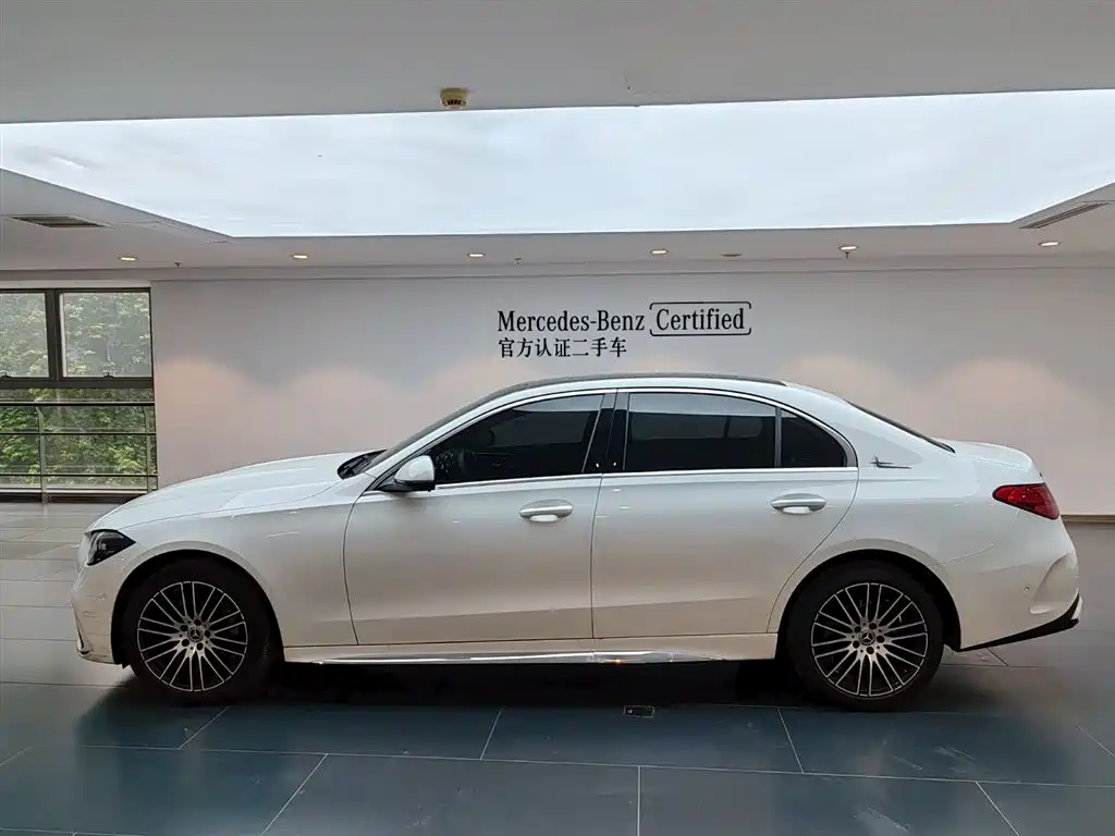 Mercedes-Benz C-Class 2025 Facelift C 260 L Sport Edition фото 6