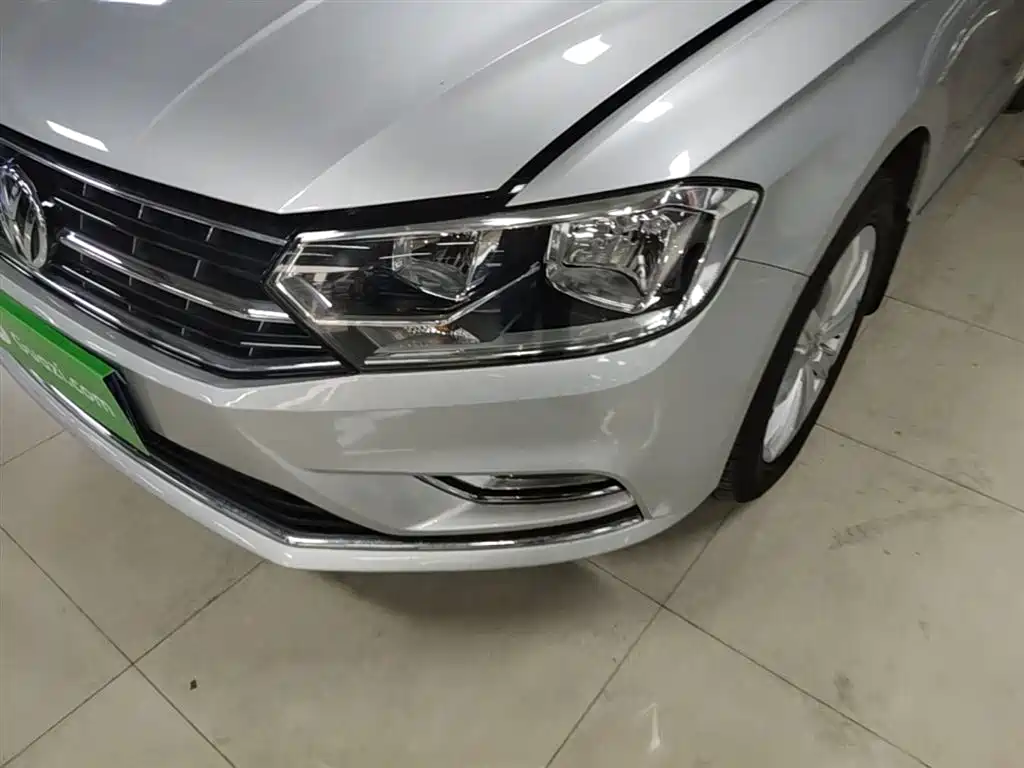 Volkswagen Bora 2016 Model 1.6L Manual Comfort фото 24