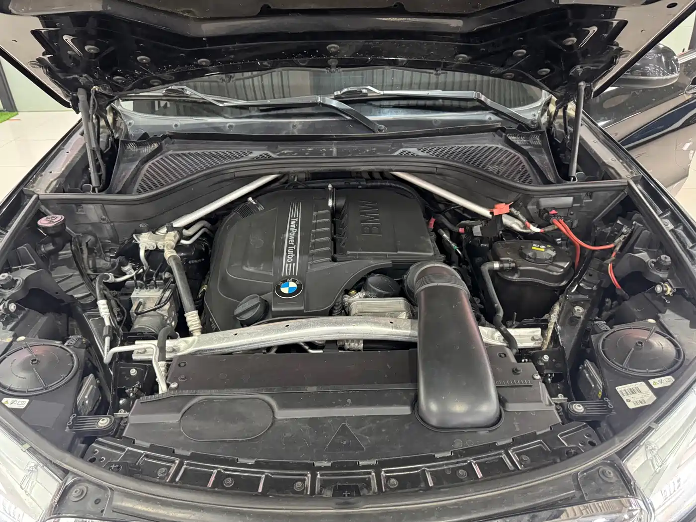 BMW X5 (Import) 2014 xDrive35i Leading фото 25