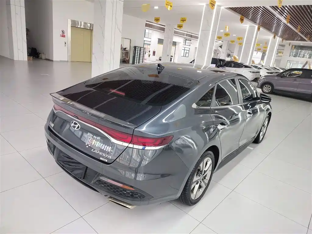 Hyundai Fista 2019 280TGDi Sport Edition China VI фото 5