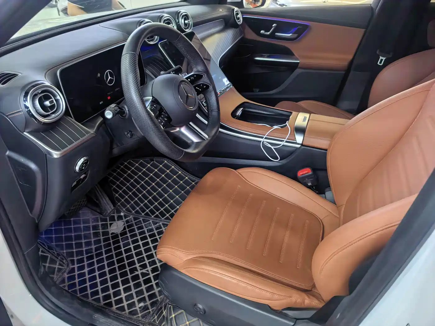 Фото 4 - Mercedes-Benz GLC