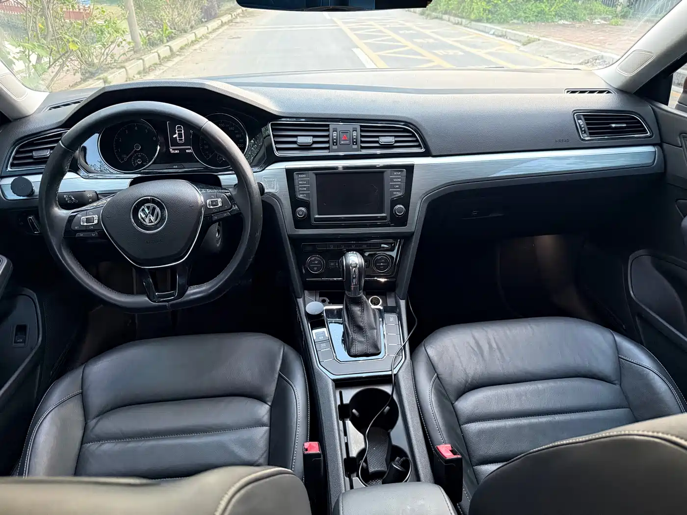 Volkswagen Lamando 2015 330TSI DSG Comfort фото 6