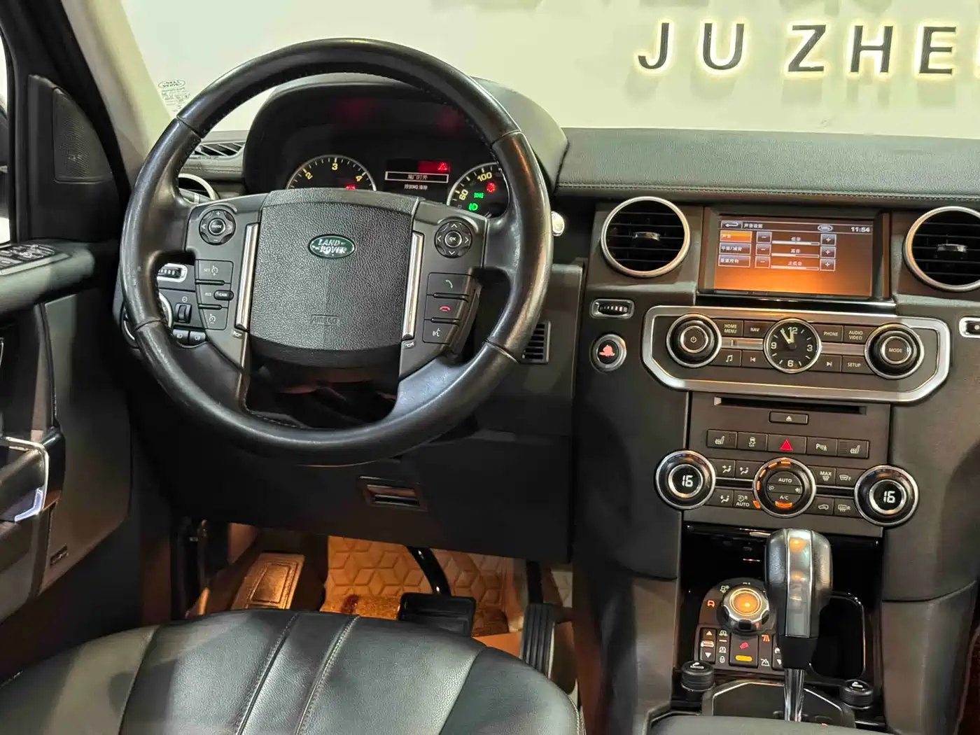 Land Rover Discovery 2012 3.0 SDV6 HSE Diesel фото 14