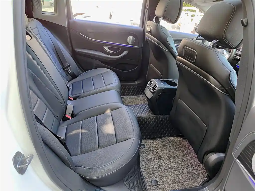 Mercedes-Benz E-Class 2020 Facelift E 300 L Sport Fashion фото 11
