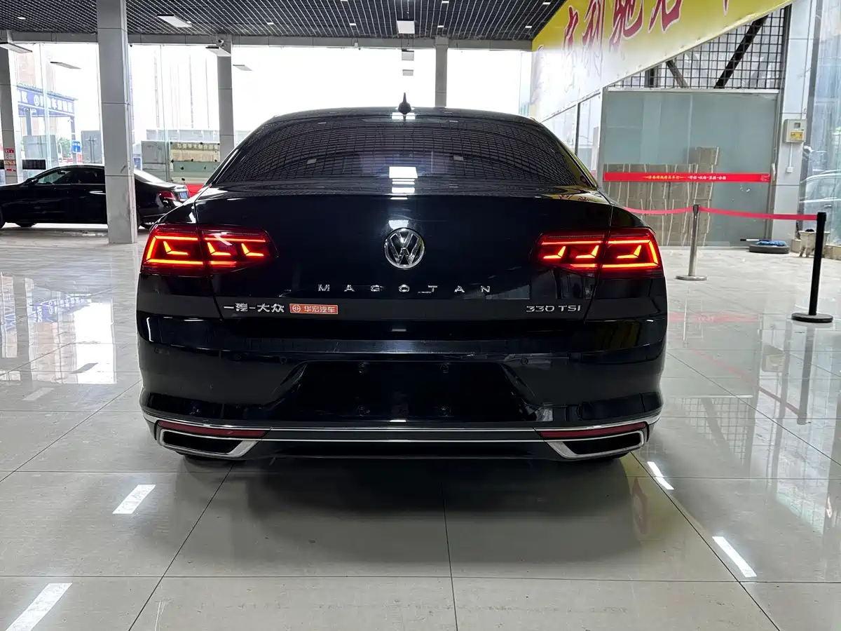 Volkswagen Magotan 2020 330TSI DSG Leading фото 5