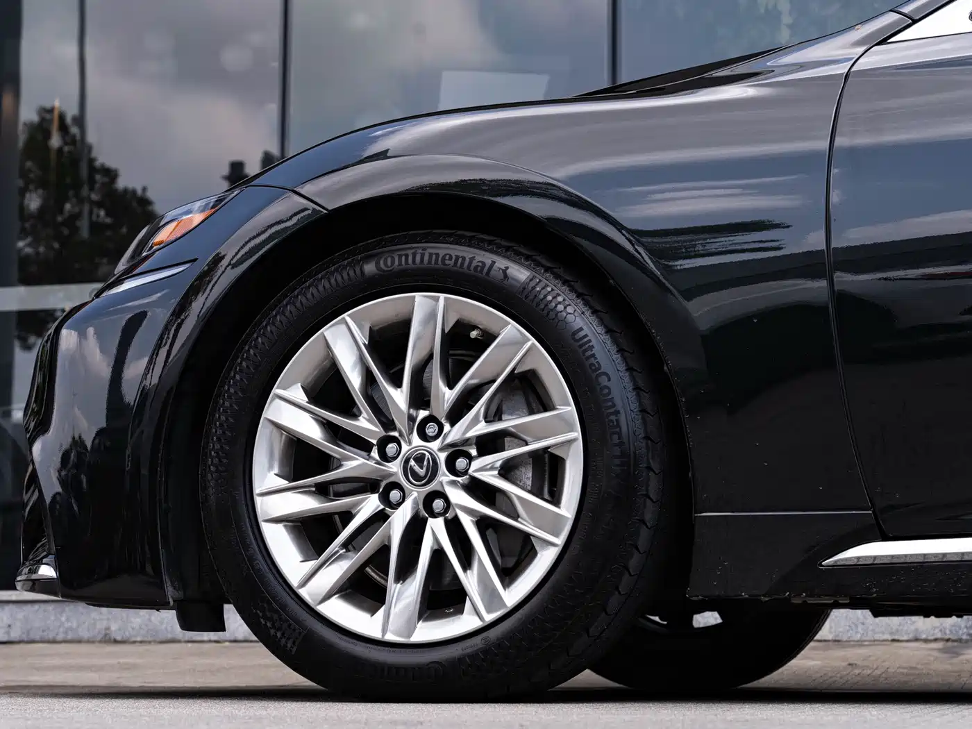 Lexus LS 2020 500h Luxury (China VI) фото 8