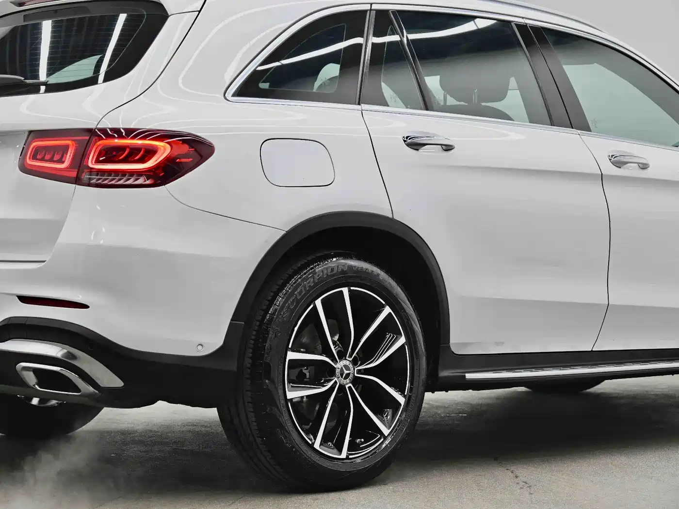 Mercedes-Benz GLC 2020 Facelift GLC 300 L 4MATIC Dynamic фото 14