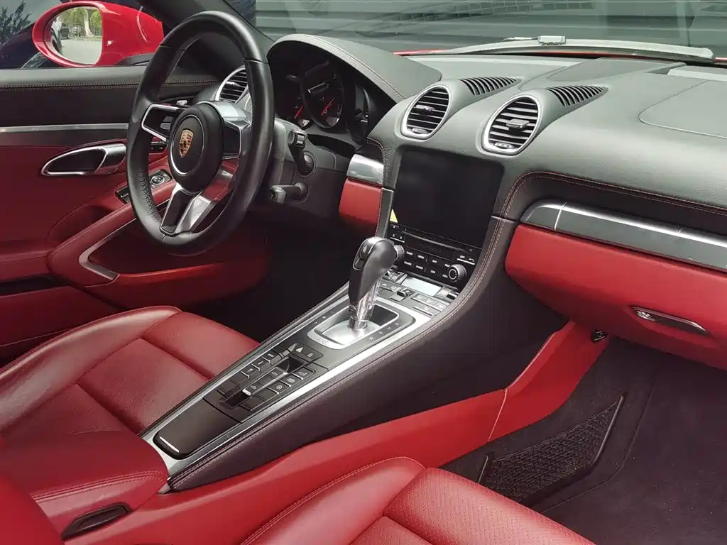 Porsche 718 2018 Boxster 2.0T фото 9
