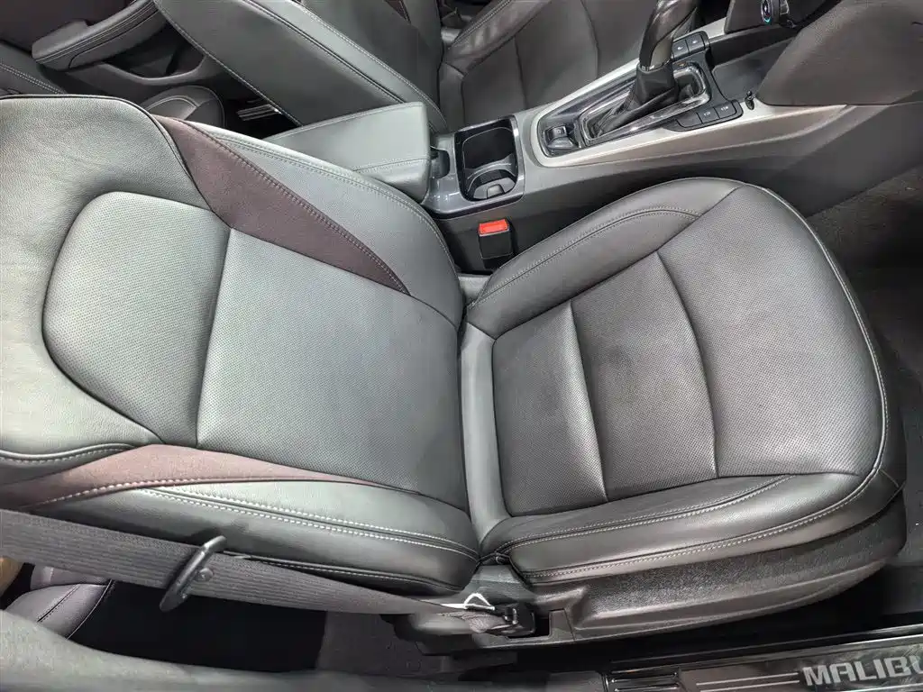 Chevrolet Malibu 2018 530T Automatic Luxury Edition фото 18
