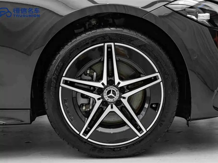 Mercedes-Benz C-Class 2023 Facelift C 260 L Night Sport Edition фото 11