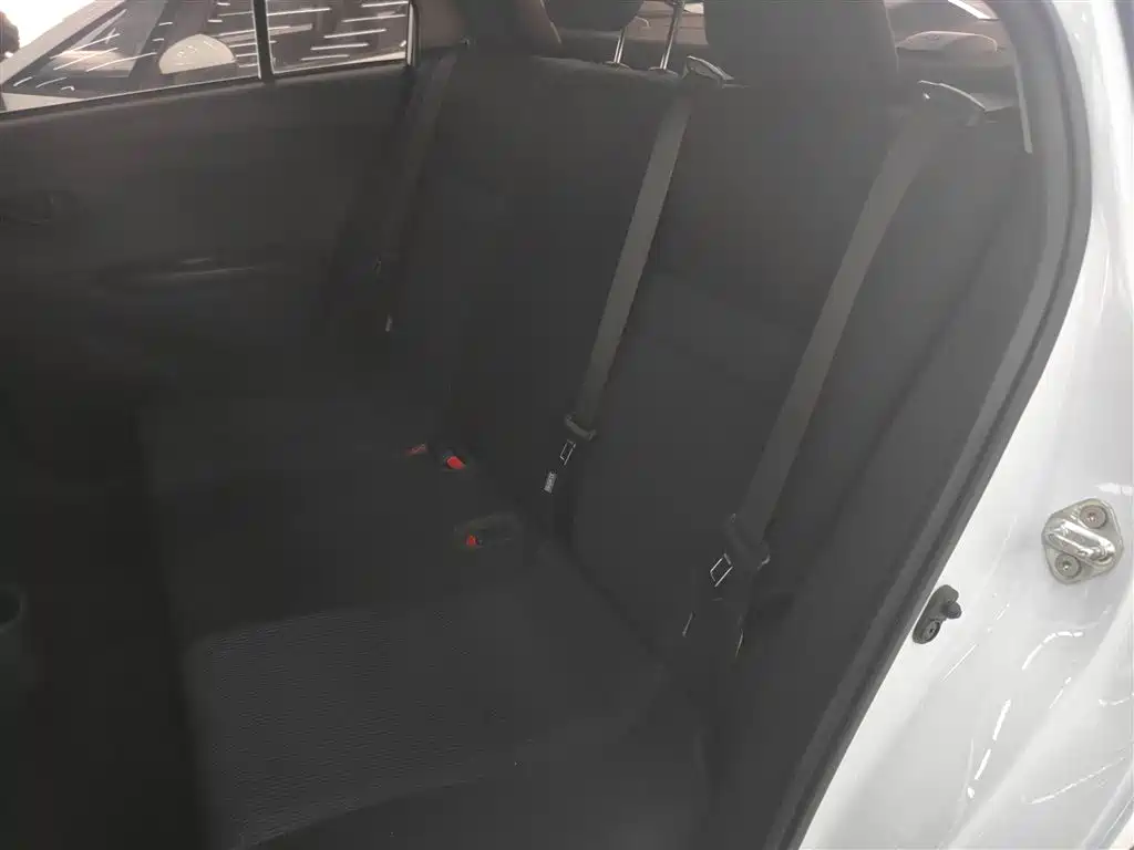 Toyota YARiS L Zhi Xiang 2019 1.5E CVT Charming China VI фото 13