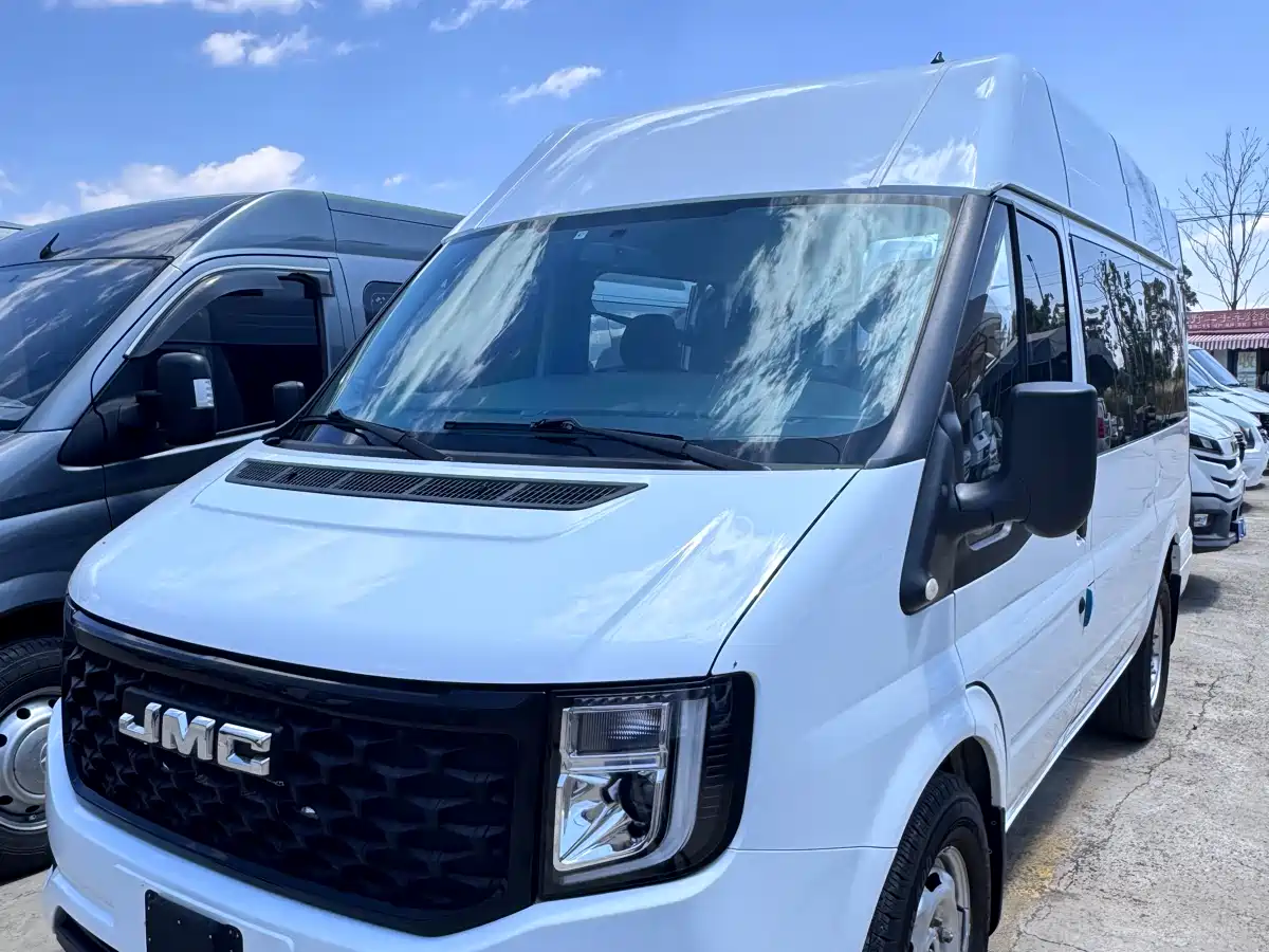 Jiangling JMC Fushun 2023 2023 2.0T Manual Short Wheelbase Medium Roof Commercial Multi-Purpose Vehicle 6-Seater