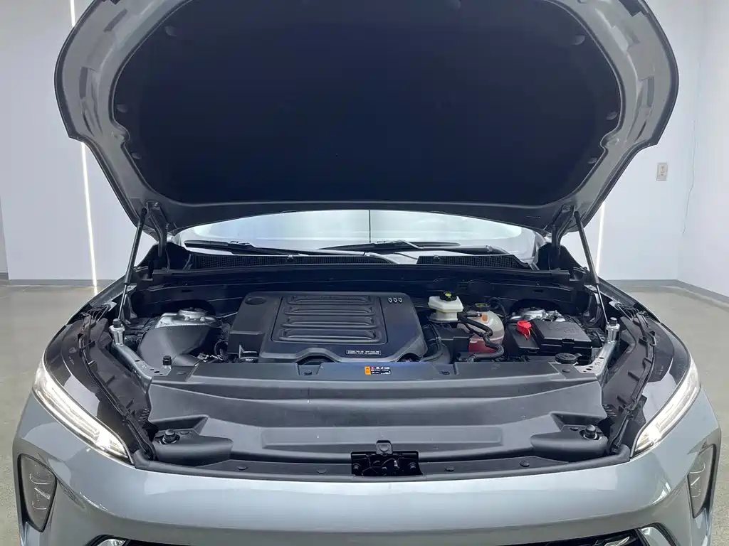 Photo 28 - Buick Envision S