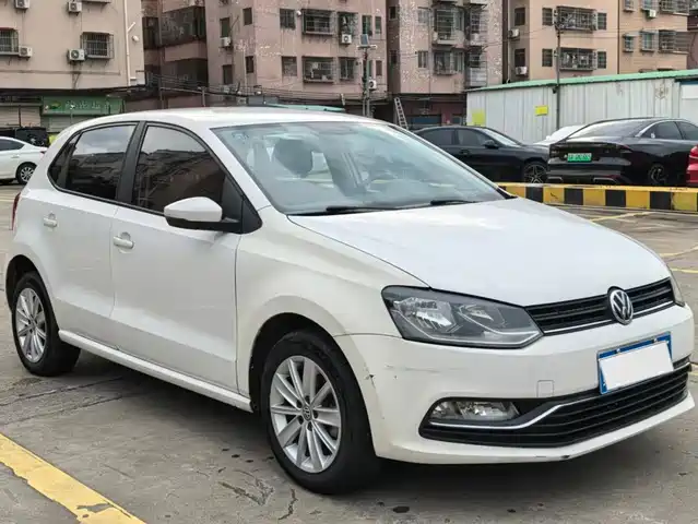  Volkswagen Polo 2014 1.6L Automatic Comfort Edition