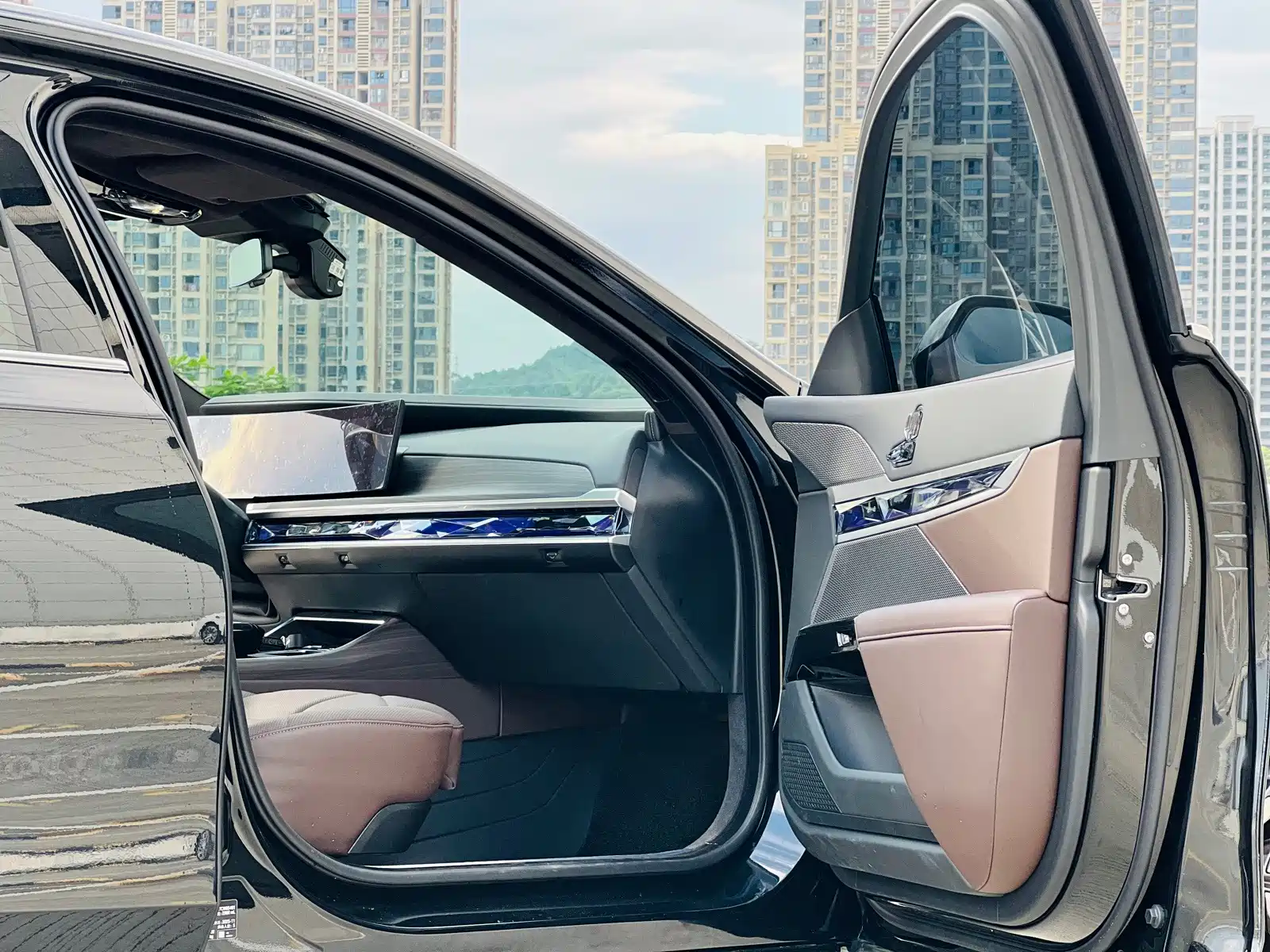Фото 6 - BMW 7 Series