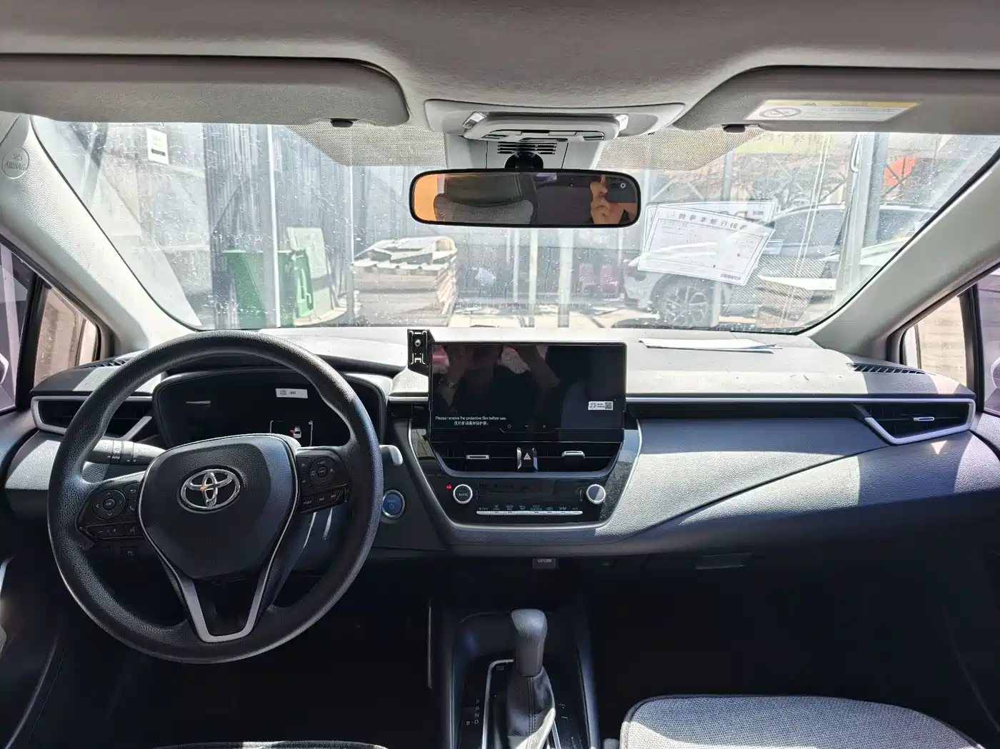 Toyota Corolla 2023 1.8L Smart Hybrid Dual Engine Elite Edition фото 3