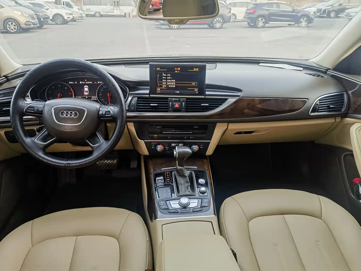 Audi A6L 2014 30 FSI Comfort фото 9