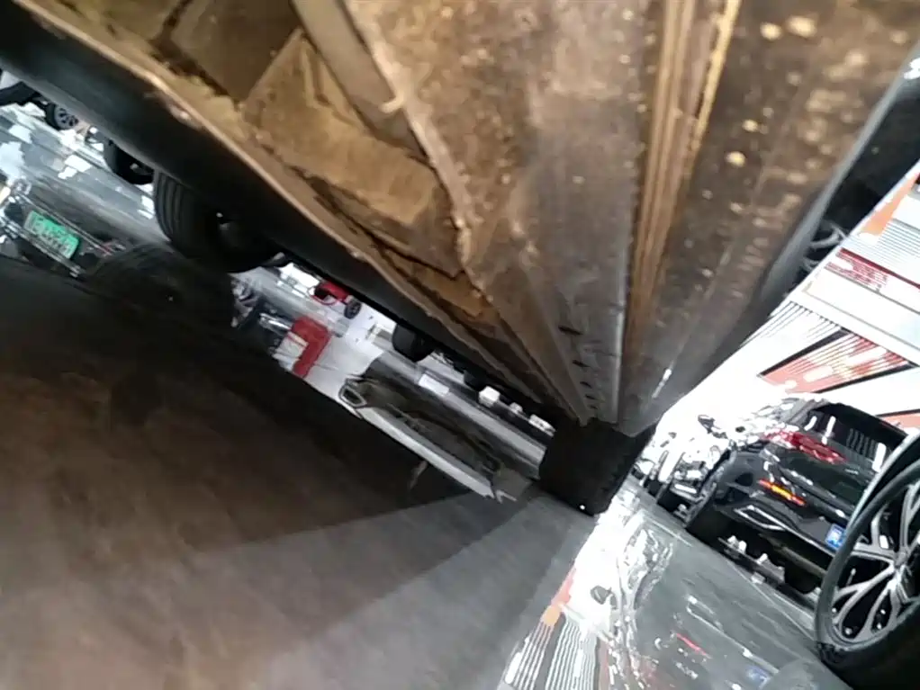 Geely Galaxy Galaxy E5 2026 530km Voyager Edition фото 21
