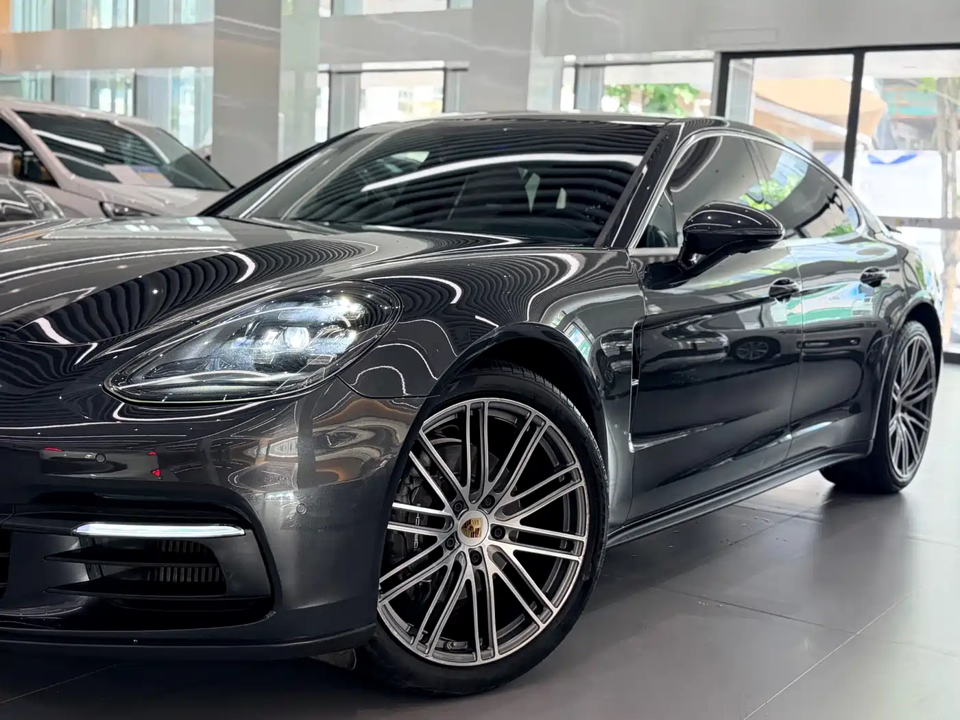 Porsche Panamera 2019 Panamera 2.9T фото 12