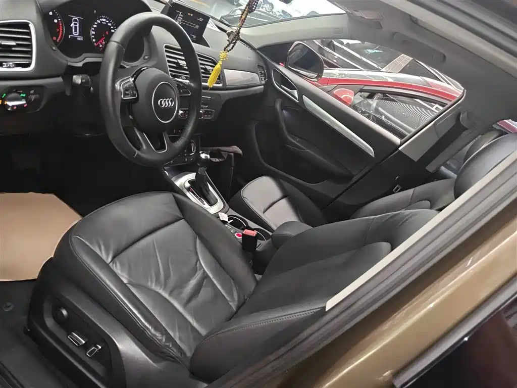 Audi Q3 2017 35 TFSI Style фото 15