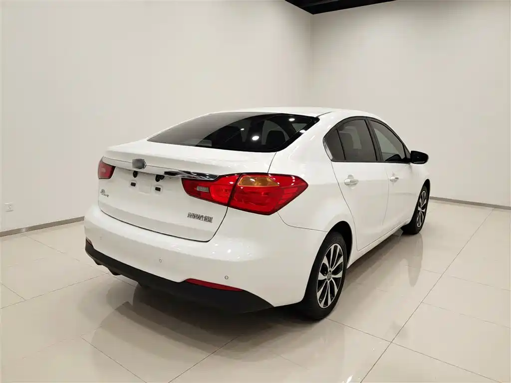 Kia K3 2015 1.6L Automatic GLS фото 7