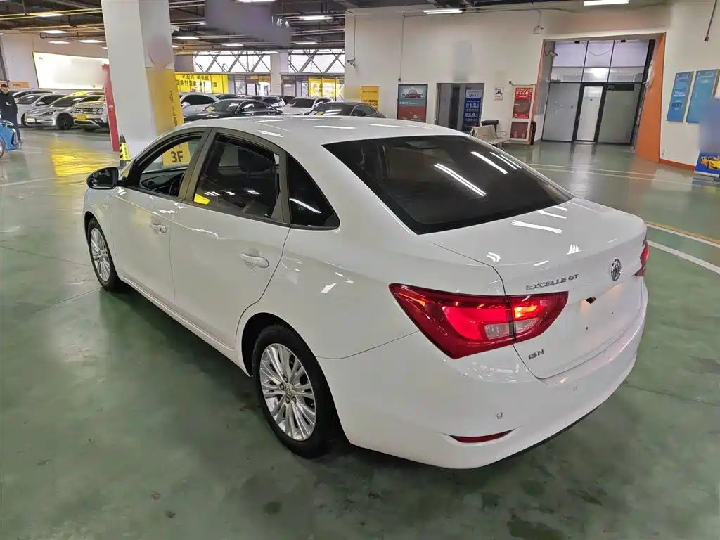 Buick Excelle 2015 15N Automatic Luxury фото 5