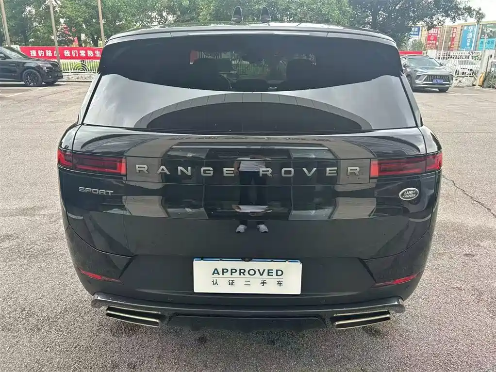 Land Rover Range Rover Sport 2025 360PS S фото 5
