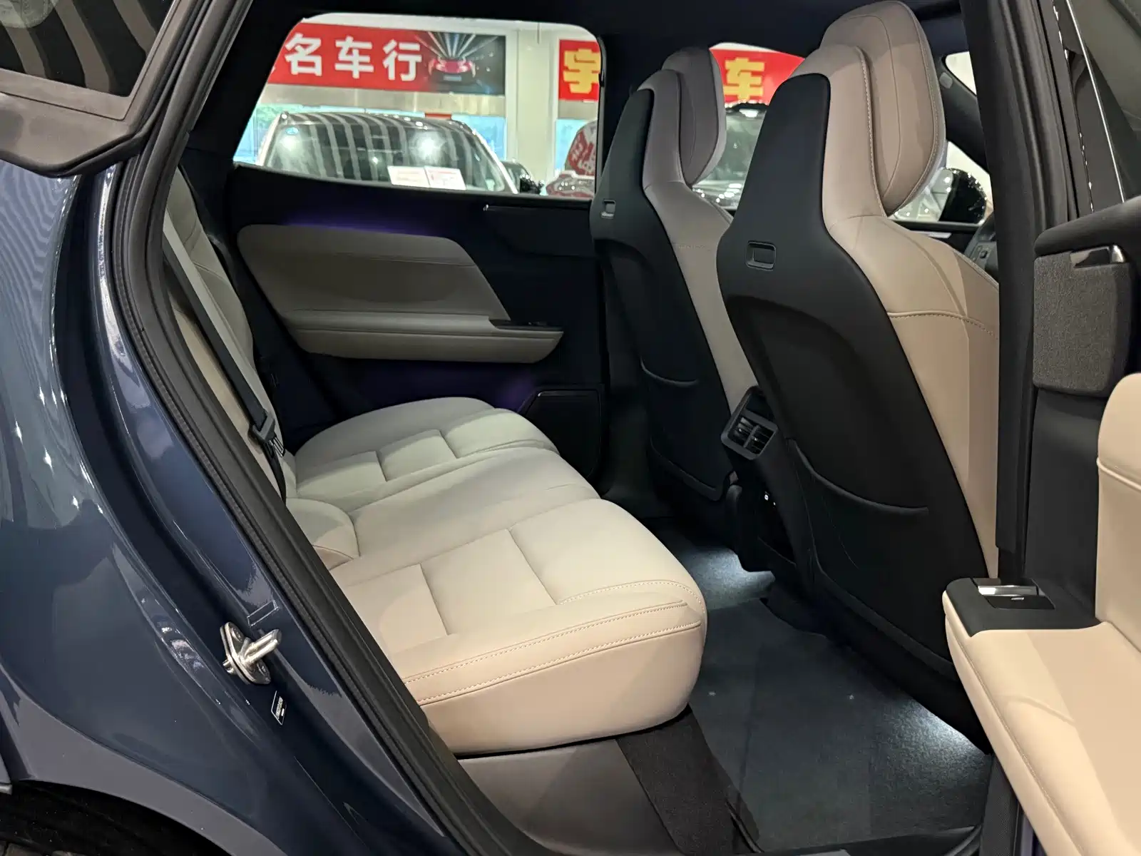Фото 9 - Volvo XC70 Plug-in Hybrid