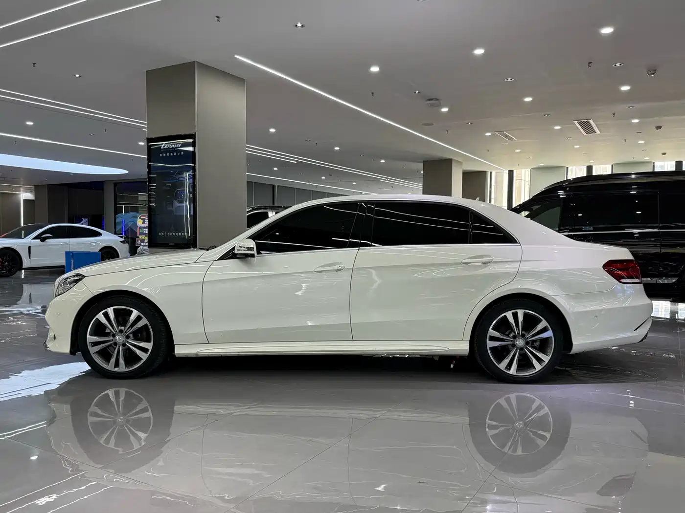 Mercedes-Benz E-Class 2015 Facelift E 260 L Sport фото 3
