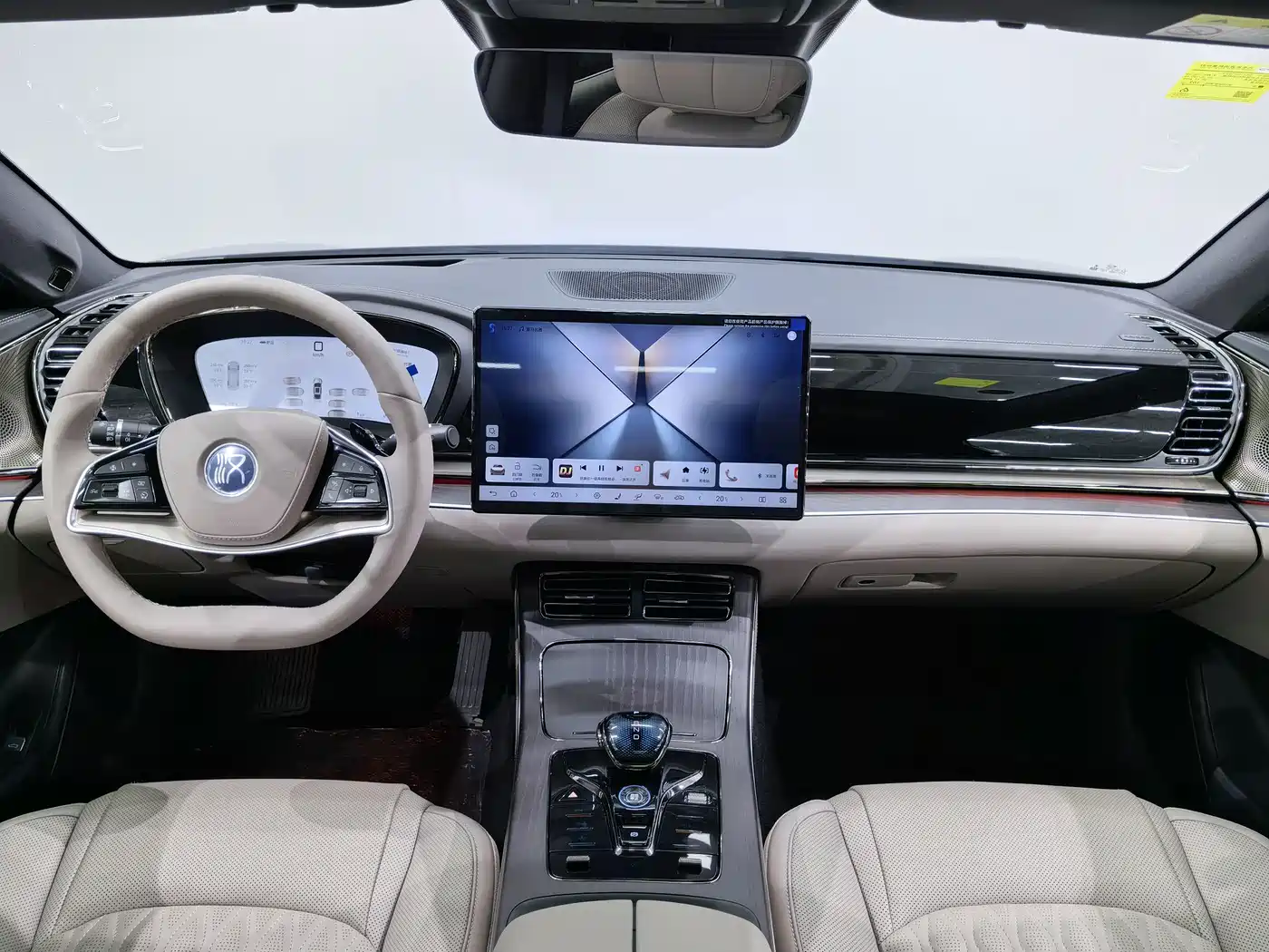 BYD Han 2025 DM-i 125KM LiDAR Smart Driving фото 8