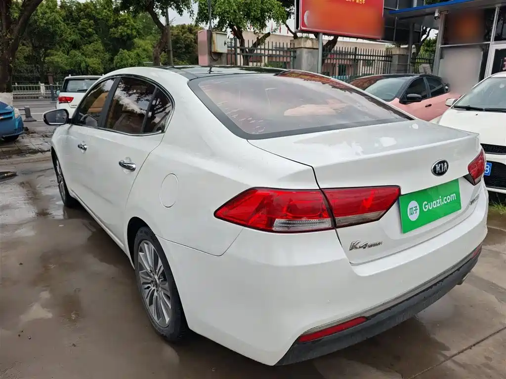 Kia K4 2015 1.8L Automatic GLS Special фото 5