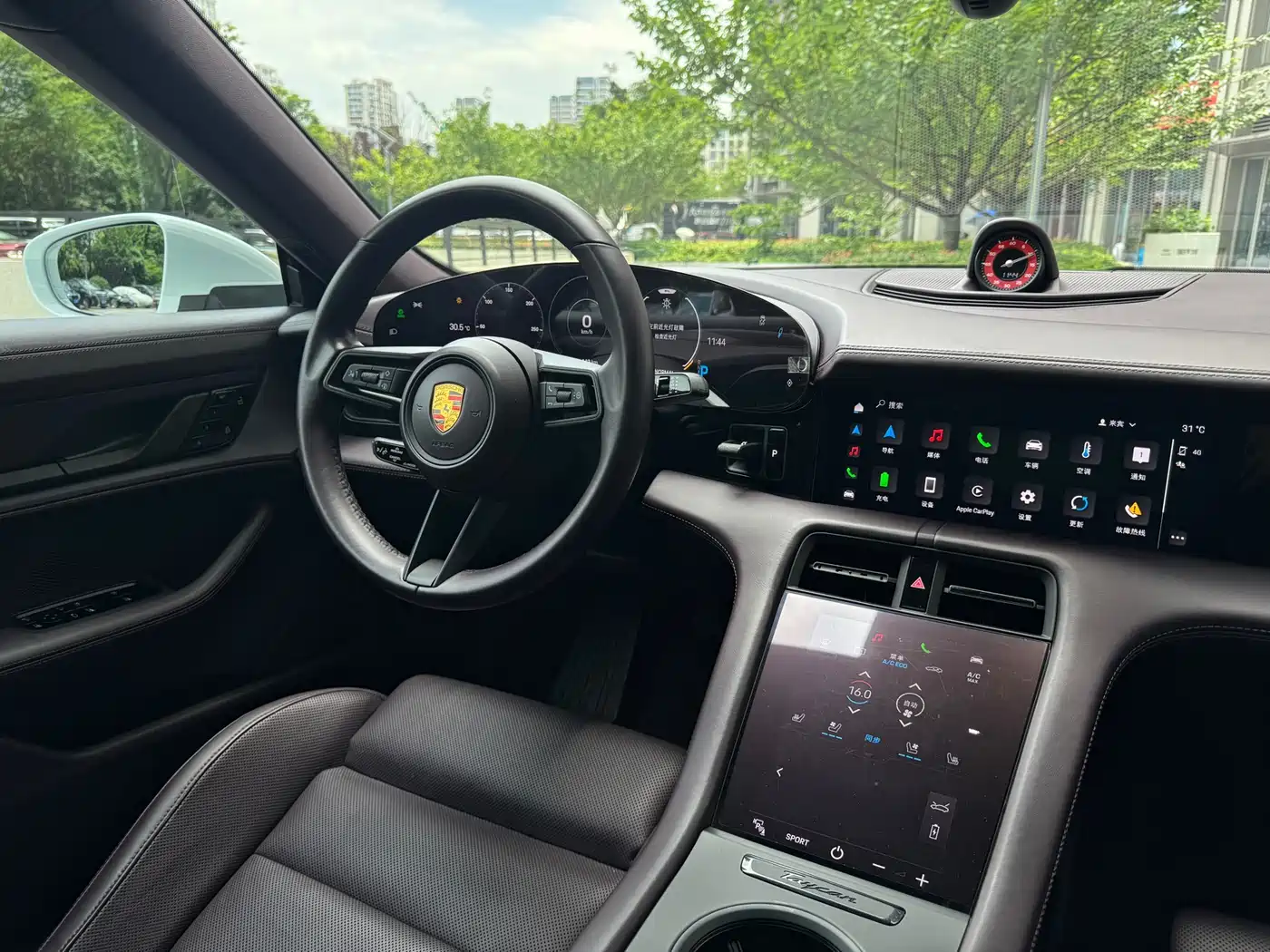 Porsche Taycan 2020 Taycan фото 27