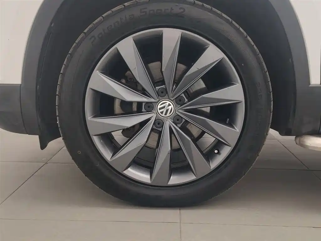 Volkswagen Tayron 2019 330TSI 2WD Luxury China VI фото 17