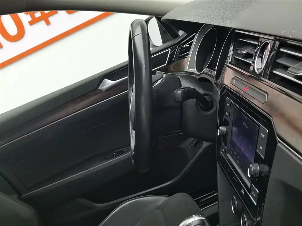 Volkswagen Magotan 2018 380TSI DSG Luxury фото 22