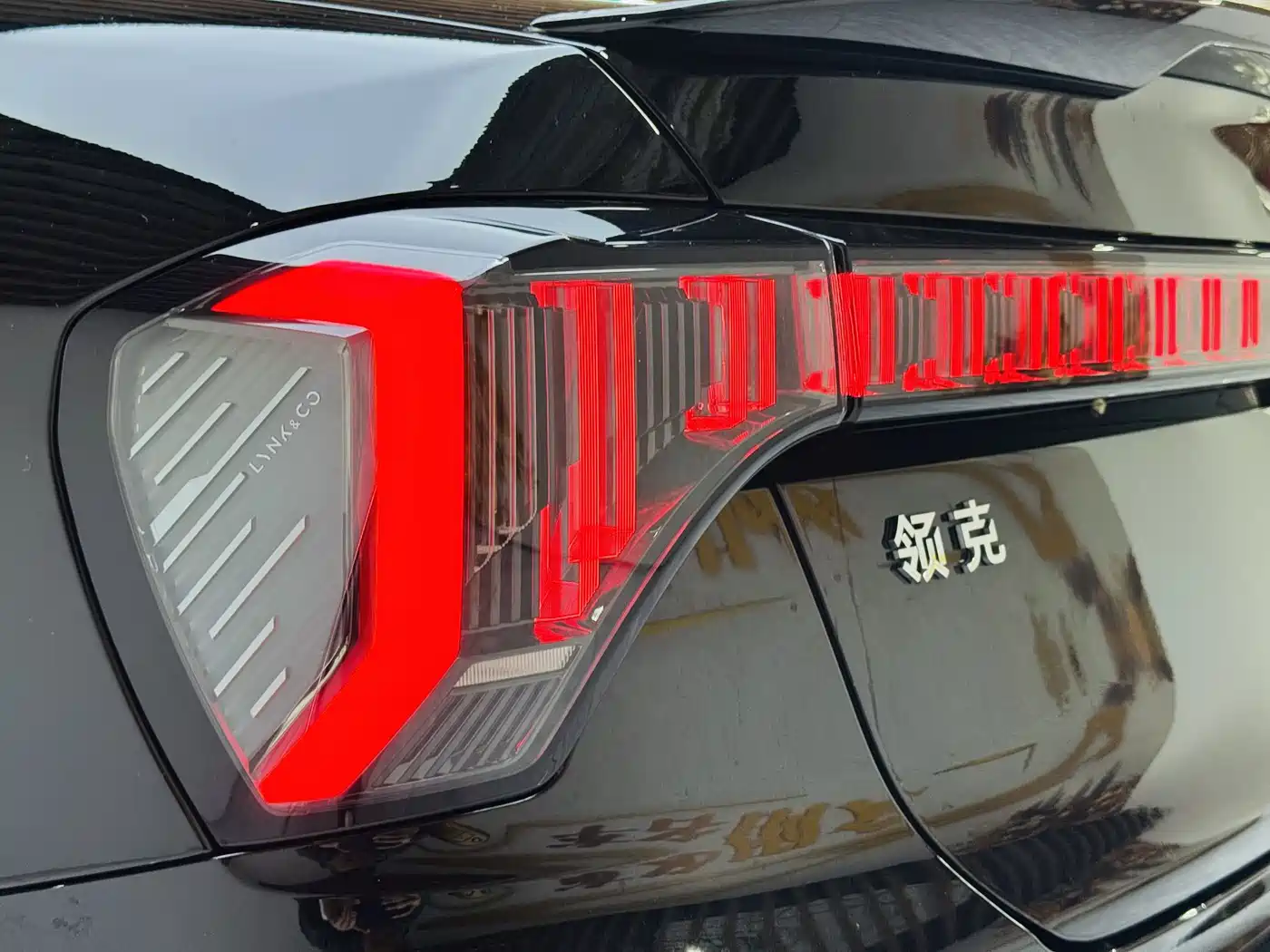 Lynk & Co 03 2023 1.5TD DCT Power Pro фото 18