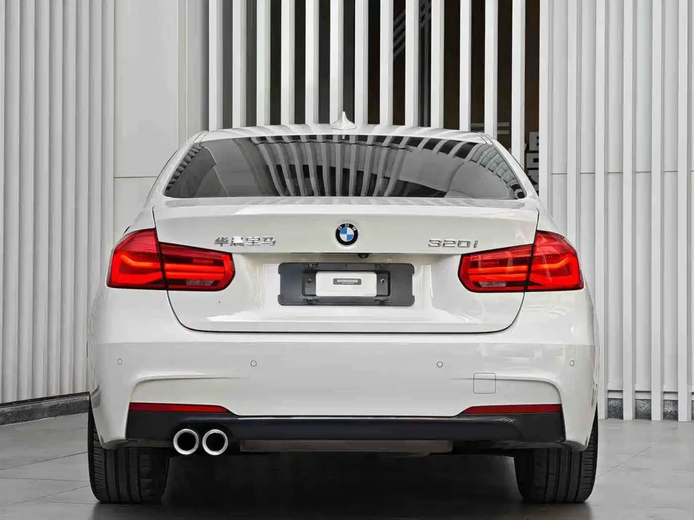 BMW 3 Series 2019 320i M Sport Package фото 16
