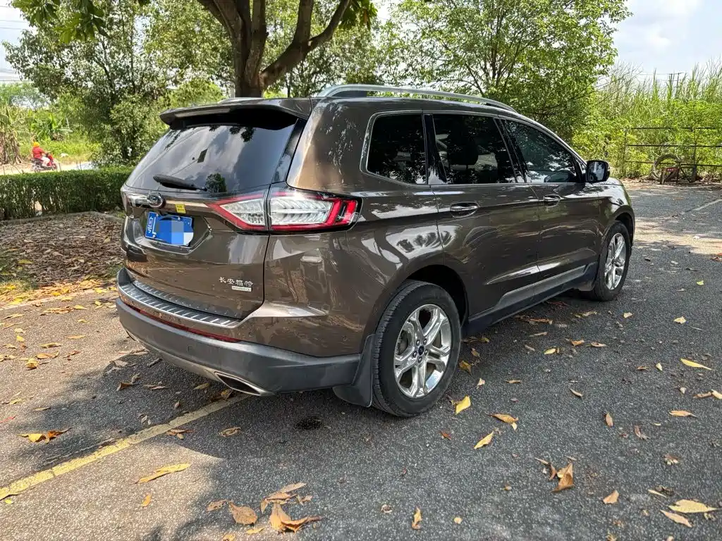 Ford Edge 2017 2016 EcoBoost 245 2WD Luxury 7-Seater