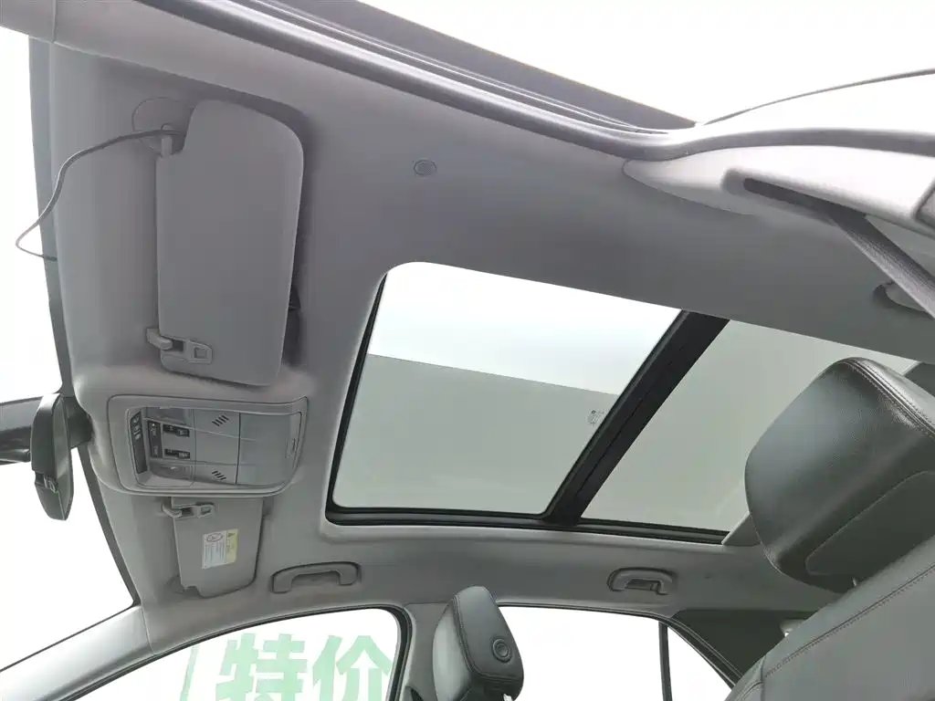 Chevrolet Equinox 2019 Redline 550T Automatic AWD Explorer RS Edition (China V) фото 14