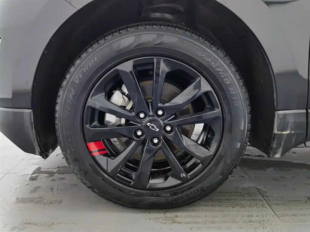 Chevrolet Equinox 2019 Redline 550T Automatic AWD Explorer RS Edition (China V) фото 17
