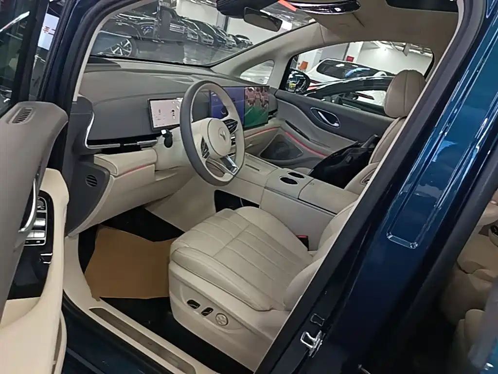 Voyah Auto Voyah Dreamer 2025 PHEV AWD Flagship Kunpeng Edition фото 15