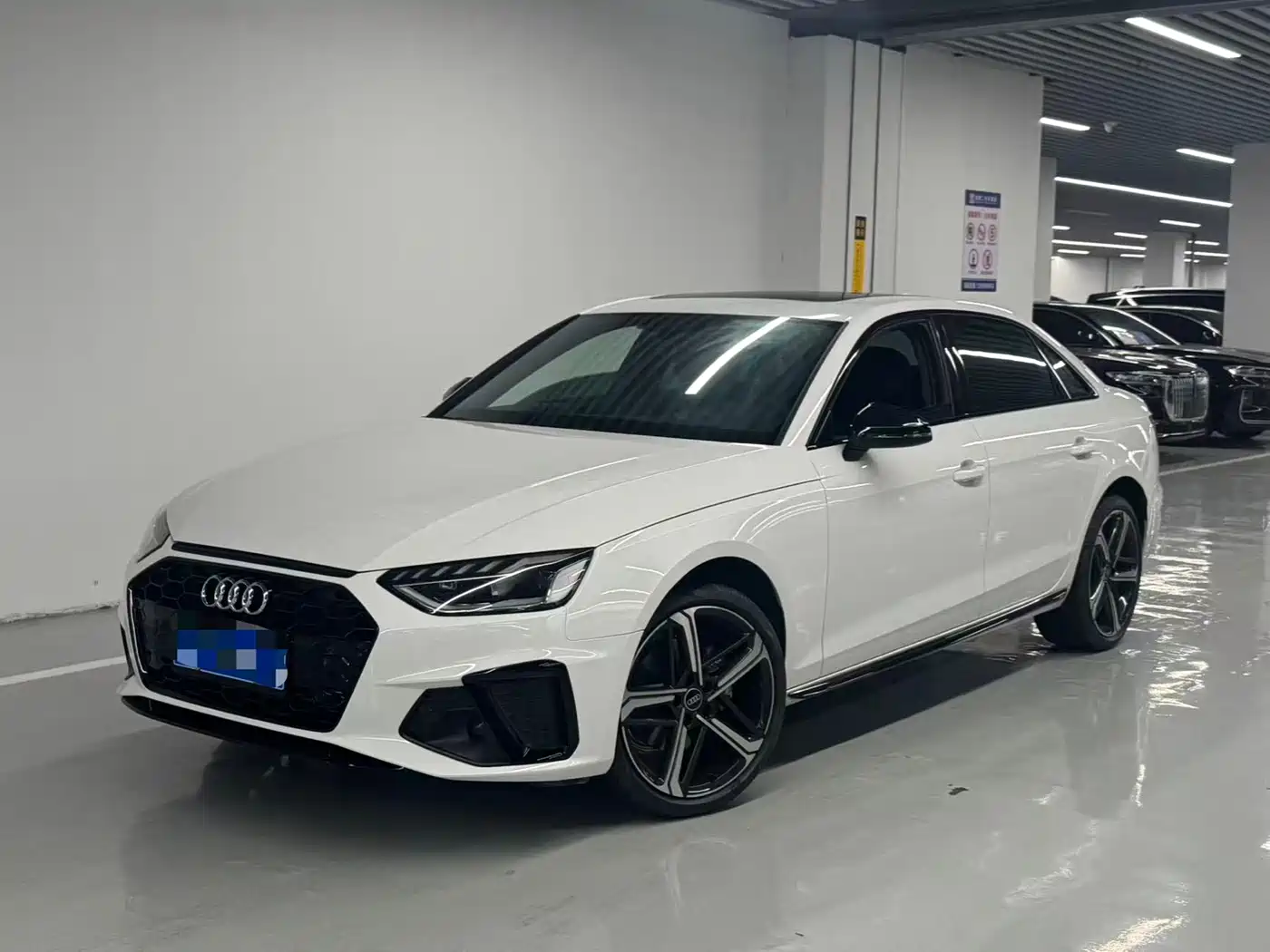 Audi A4L 2025 2 Million Celebration Edition 40 TFSI Luxury Dynamic