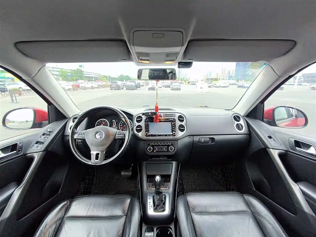 Volkswagen Tiguan 2012 1.8TSI Automatic 2WD Trend Edition фото 14