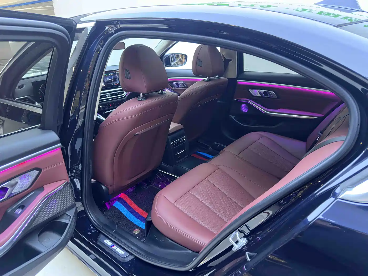 BMW 3 Series 2023 320Li M Sport Package фото 18