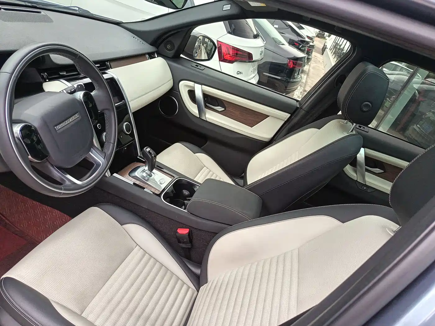 Land Rover Discovery Sport 2021 249PS R-Dynamic S Performance Edition фото 15